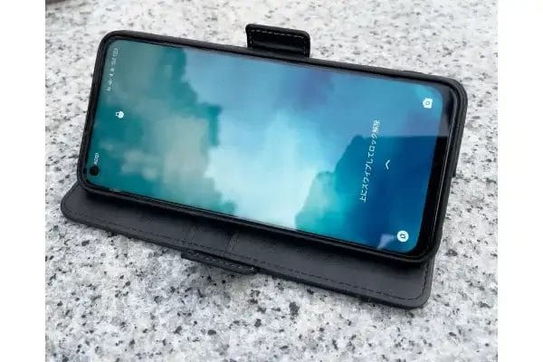 oppo-reno5aの筆者が選んだケースのスタンド機能
