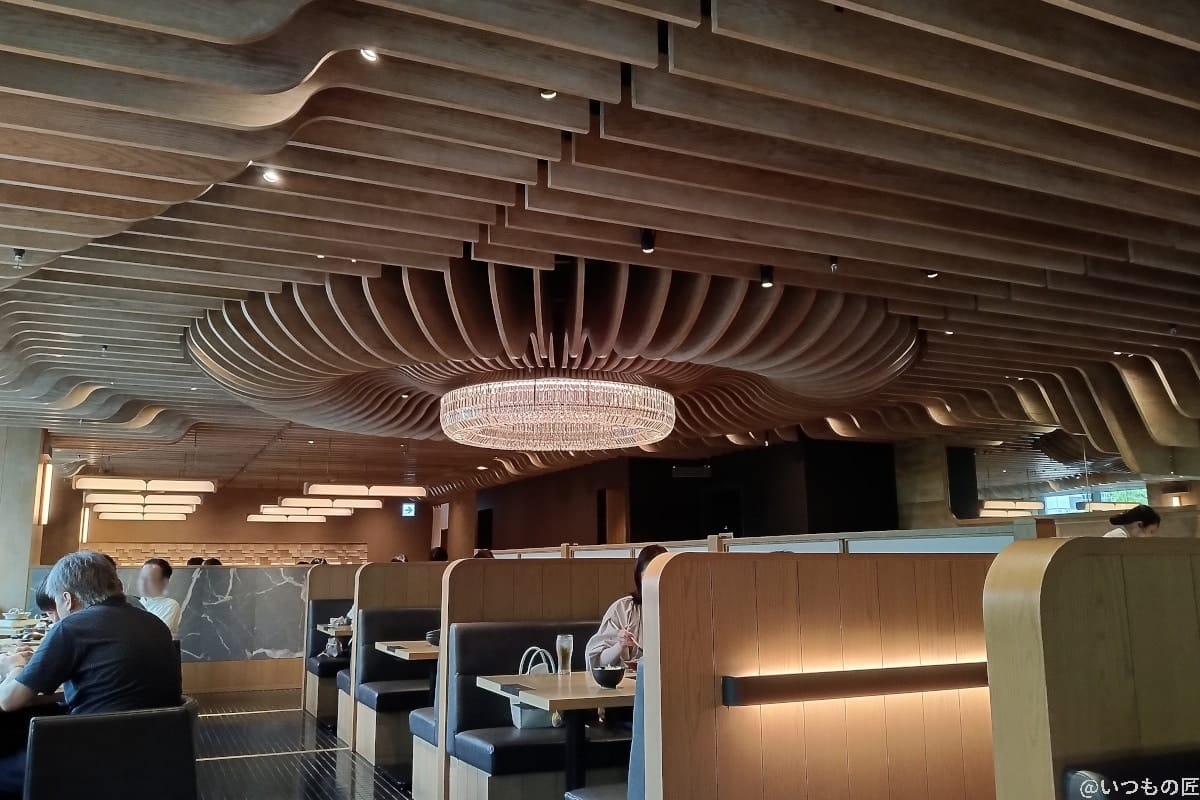 android-one-s10-photo-indoors | スマホを検証してみた 暗い店内の写真(Android One S10の広角レンズ)