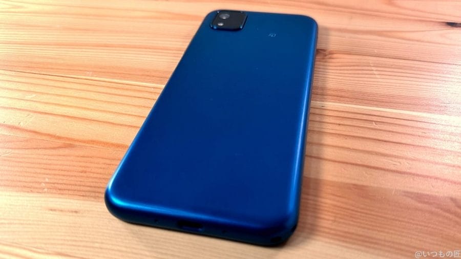 かんたんスマホ３「抗菌・抗ウイルスボディ」