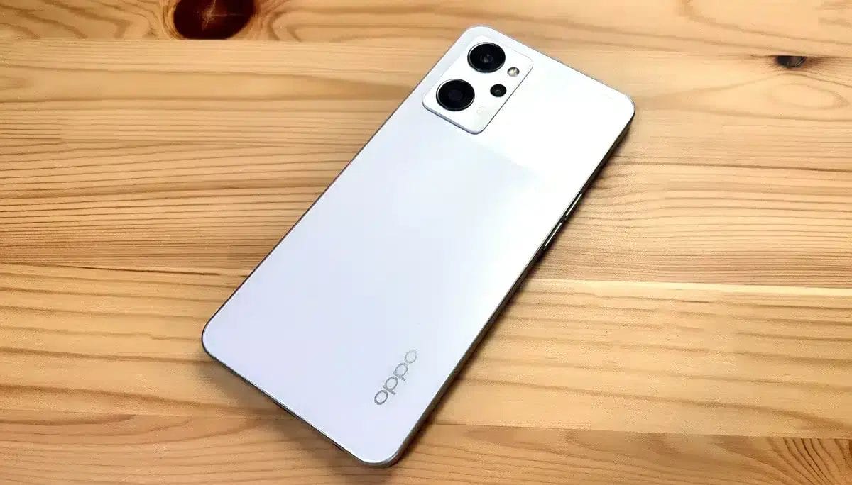oppo reno9 a 木目背景 | スマホを検証してみた OPPO Reno9 A