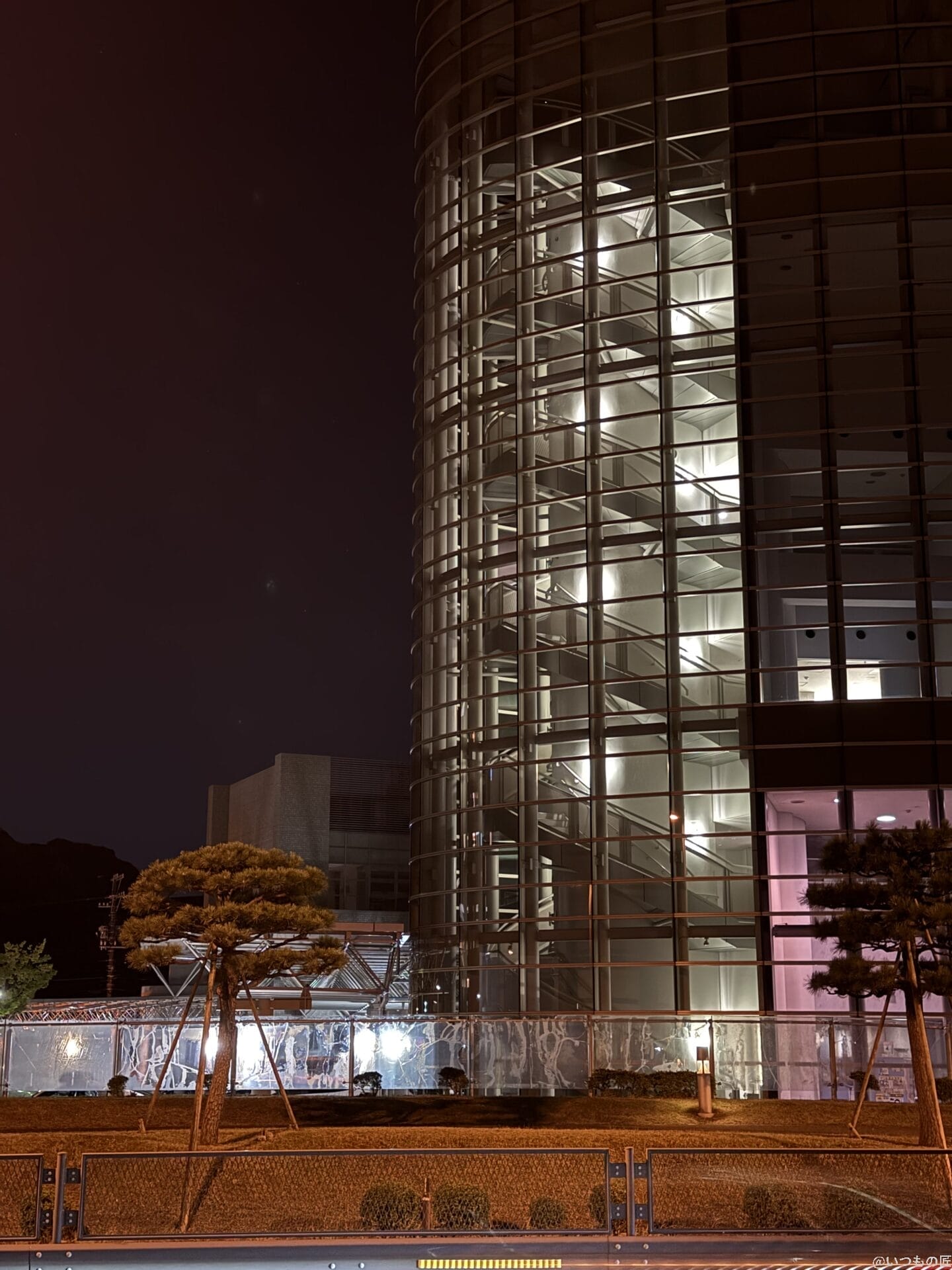 AQUOS R9 pro カメラ
iPhone 16 Pro MAXのナイトモードで撮影した写真