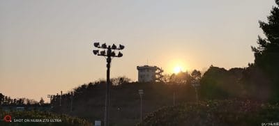 逆光下で黒つぶれしたnubia z70 ultraの風景写真 | スマホを検証してみた nubia Z70 Ultra カメラ 逆光下で黒つぶれしたnubia Z70 Ultraの風景写真